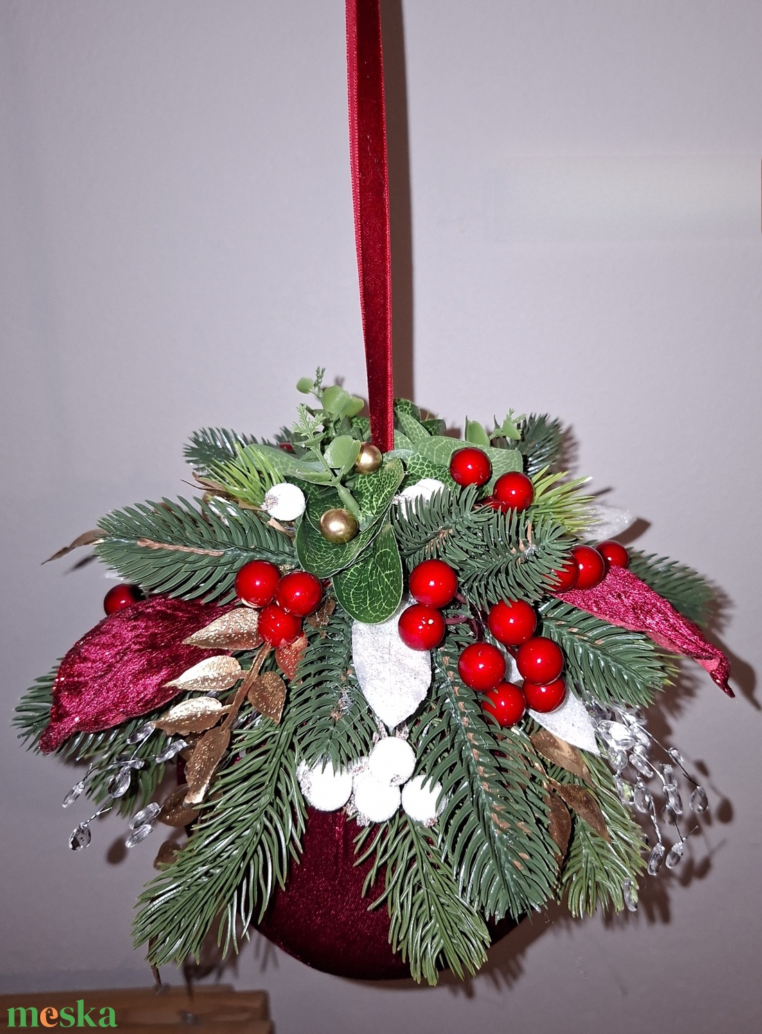 Nagyméretű, gazdagon díszített bordó bársony függődísz - karácsony - karácsonyi lakásdekoráció - karácsonyi lakásdíszek - Meska.hu Nagyméretű, gazdagon díszített bordó bársony függődísz - karácsony - karácsonyi lakásdekoráció - karácsonyi lakásdíszek - Meska.hu
