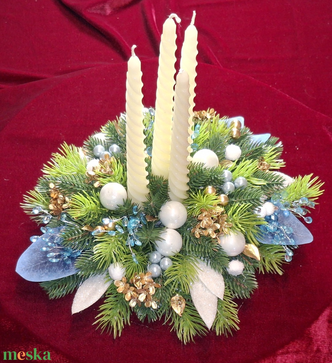 Elegáns, időtálló porcelán alapra készített adventi dekoráció négy gyertyával - karácsony - adventi díszek - adventi asztaldísz - Meska.hu