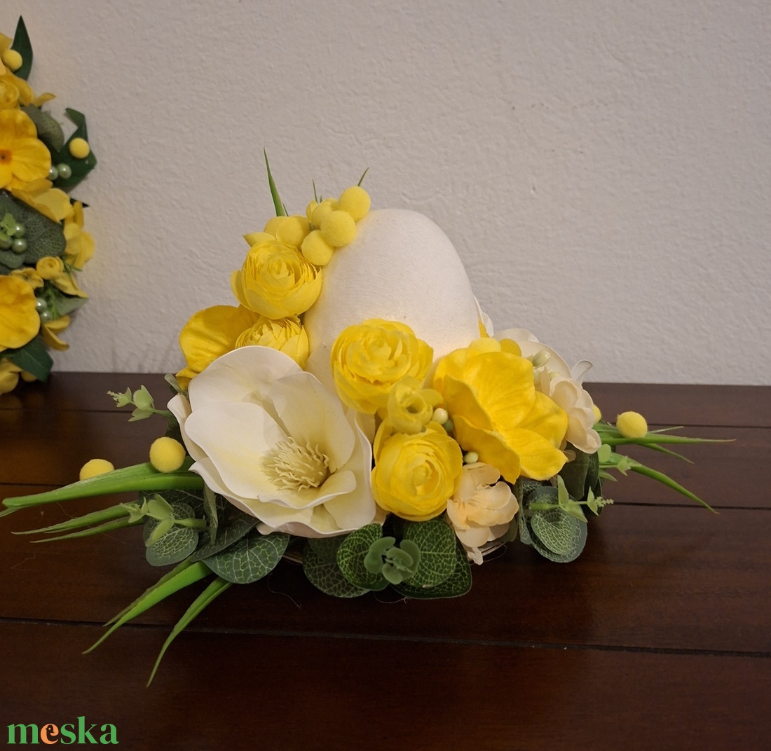 Húsvéti asztali dekoráció magnóliákkal - otthon & életmód - dekoráció - asztal és polc dekoráció - asztaldísz - Meska.hu