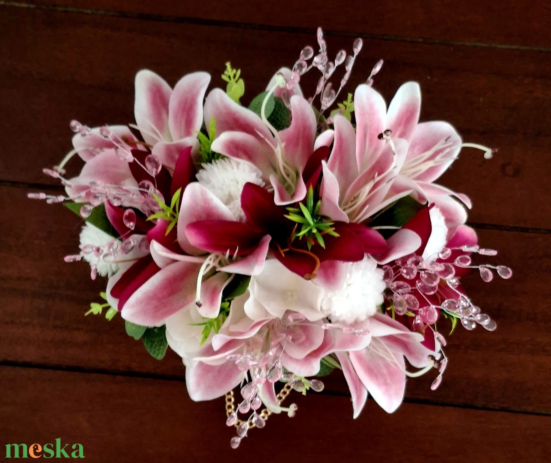 Gazdagon díszített ajándéktáska  - otthon & életmód - virágdekoráció - virágok - virágbox - Meska.hu