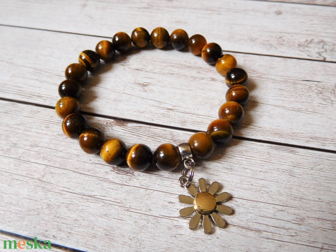 Tigrisszem kis virággal - ékszer - karkötő - gyöngyös karkötő - Meska.hu Tigrisszem kis virággal - ékszer - karkötő - gyöngyös karkötő - Meska.hu