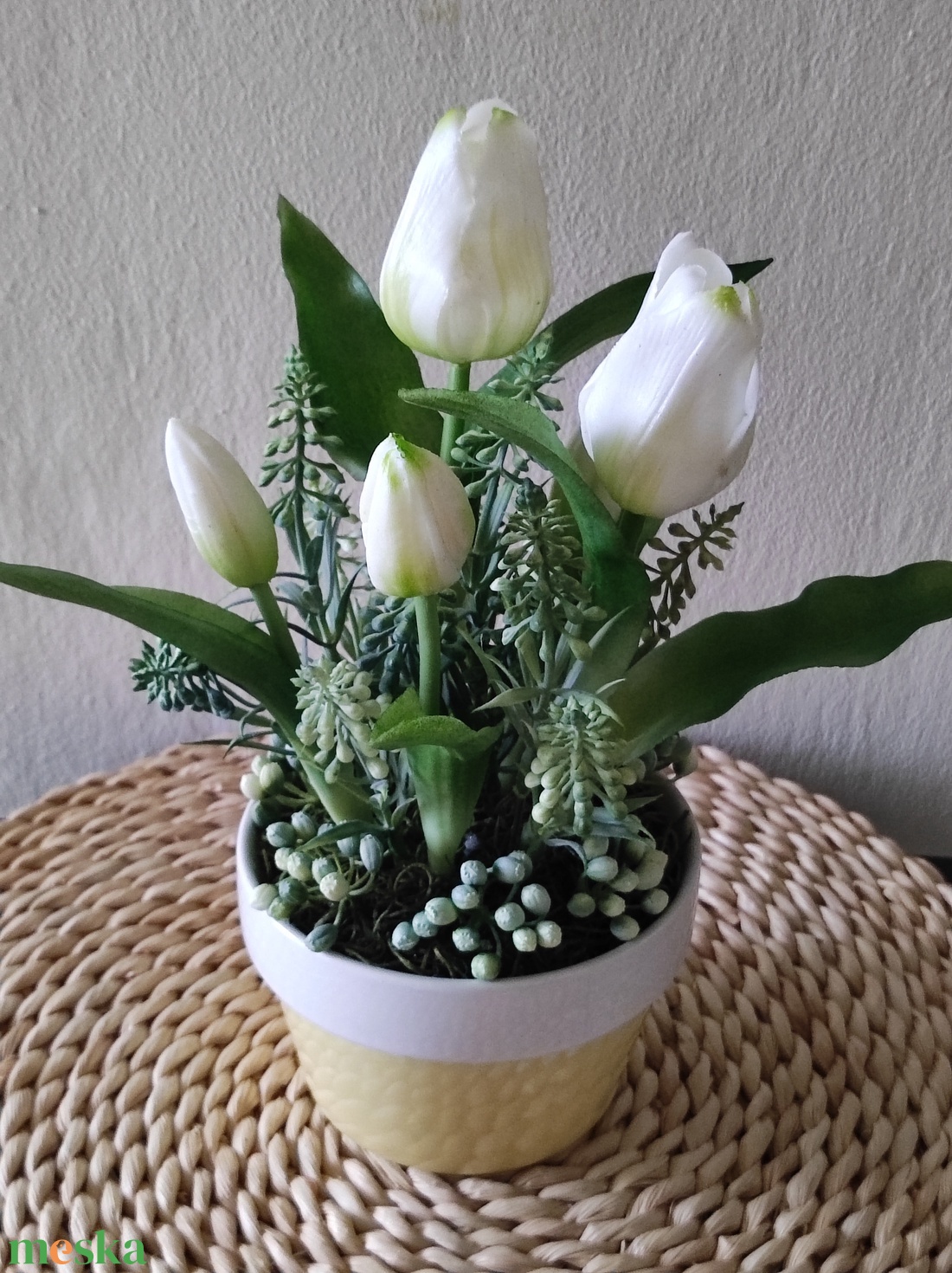 Fehér tulipánok - otthon & életmód - dekoráció - asztal és polc dekoráció - asztaldísz - Meska.hu