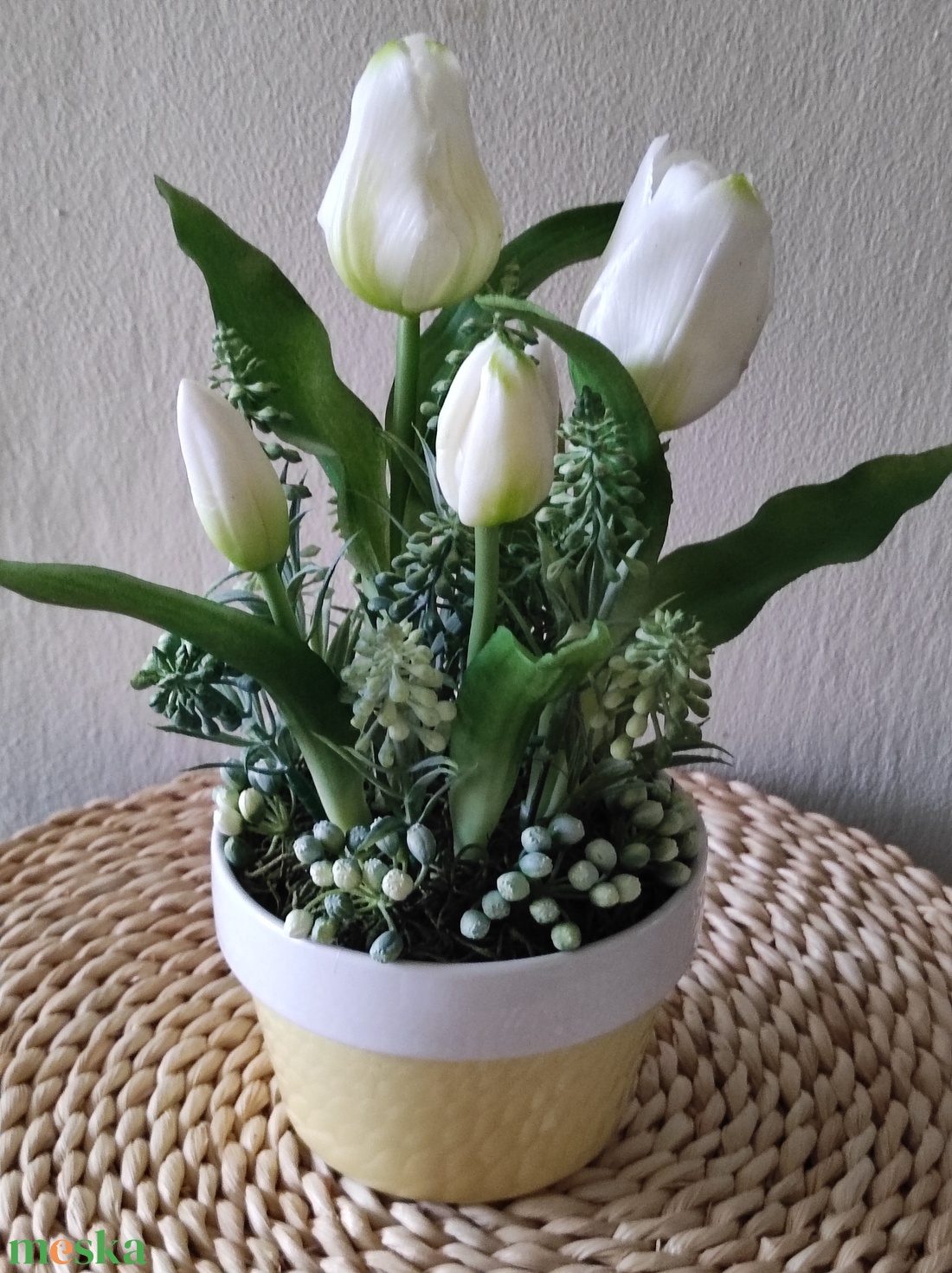 Fehér tulipánok - otthon & életmód - dekoráció - asztal és polc dekoráció - asztaldísz - Meska.hu
