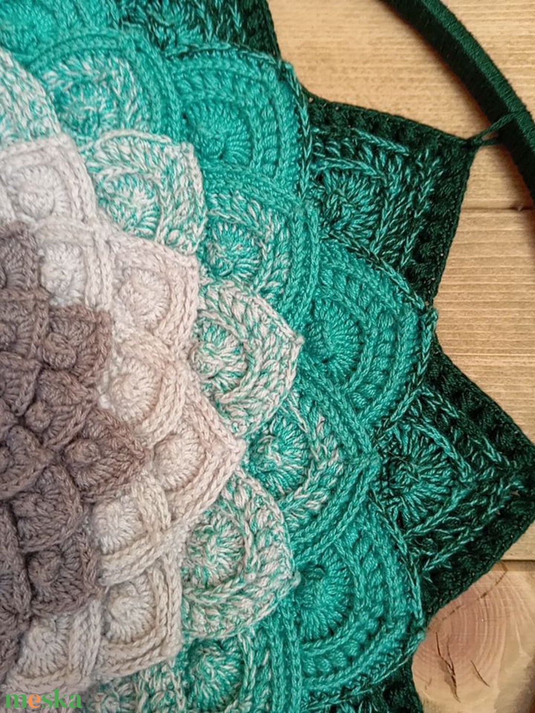 Horgolt mandala faldekoráció - otthon & életmód - dekoráció - fali és függő dekoráció - falra akasztható dekor - Meska.hu