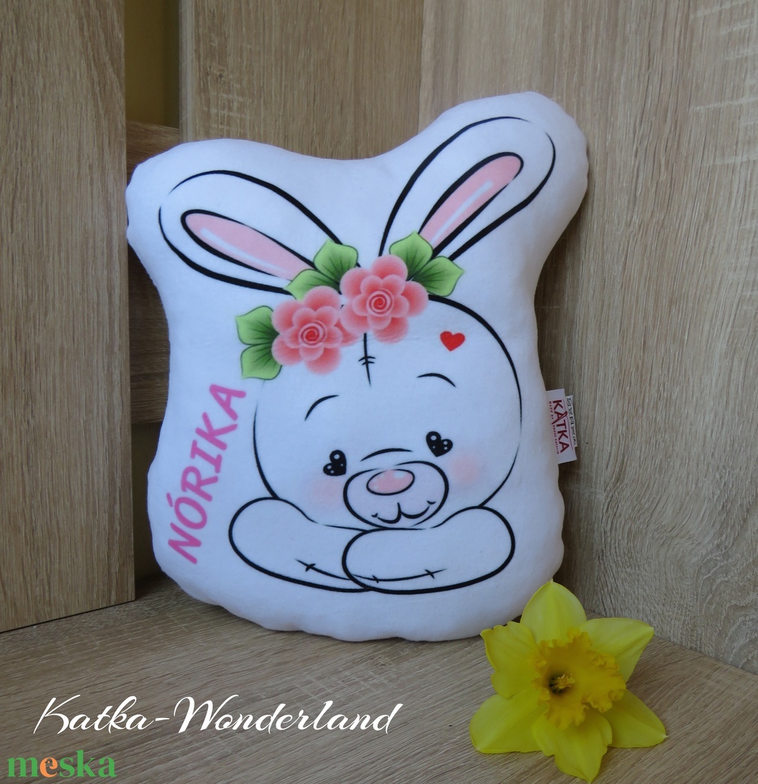 Forma párna-fehér nyuszi - otthon & életmód - babaszoba, gyerekszoba - gyerek díszpárna - Meska.hu