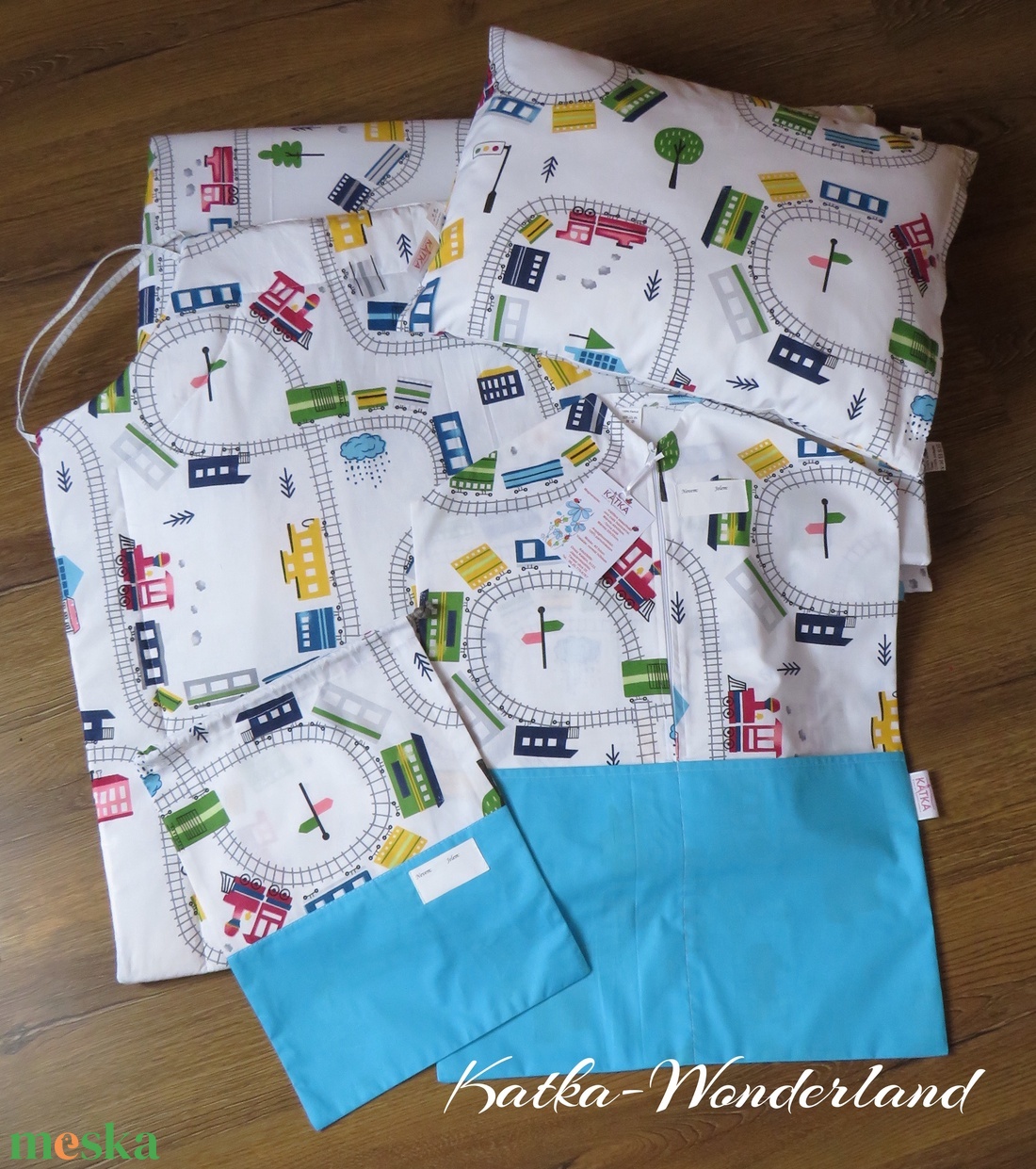 Gumis bélelt derékalj, ovis fektető-vonatok - játék & sport - ovis felszerelés - ovis lepedő - Meska.hu