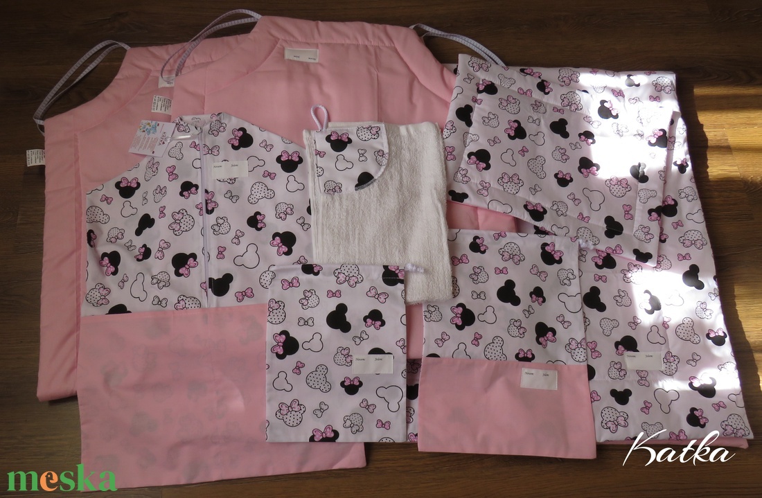 Ovis zsák és torna zsák KÉSZLETEN!- Minnie - játék & sport - ovis felszerelés - ovis szett - Meska.hu