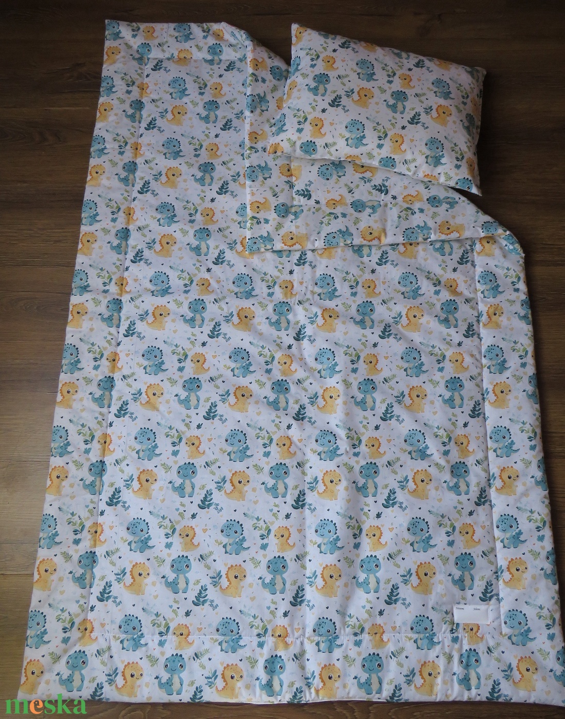 Ovis ágynemű kispárnával- dínók - játék & sport - ovis felszerelés - ovis ágynemű - Meska.hu