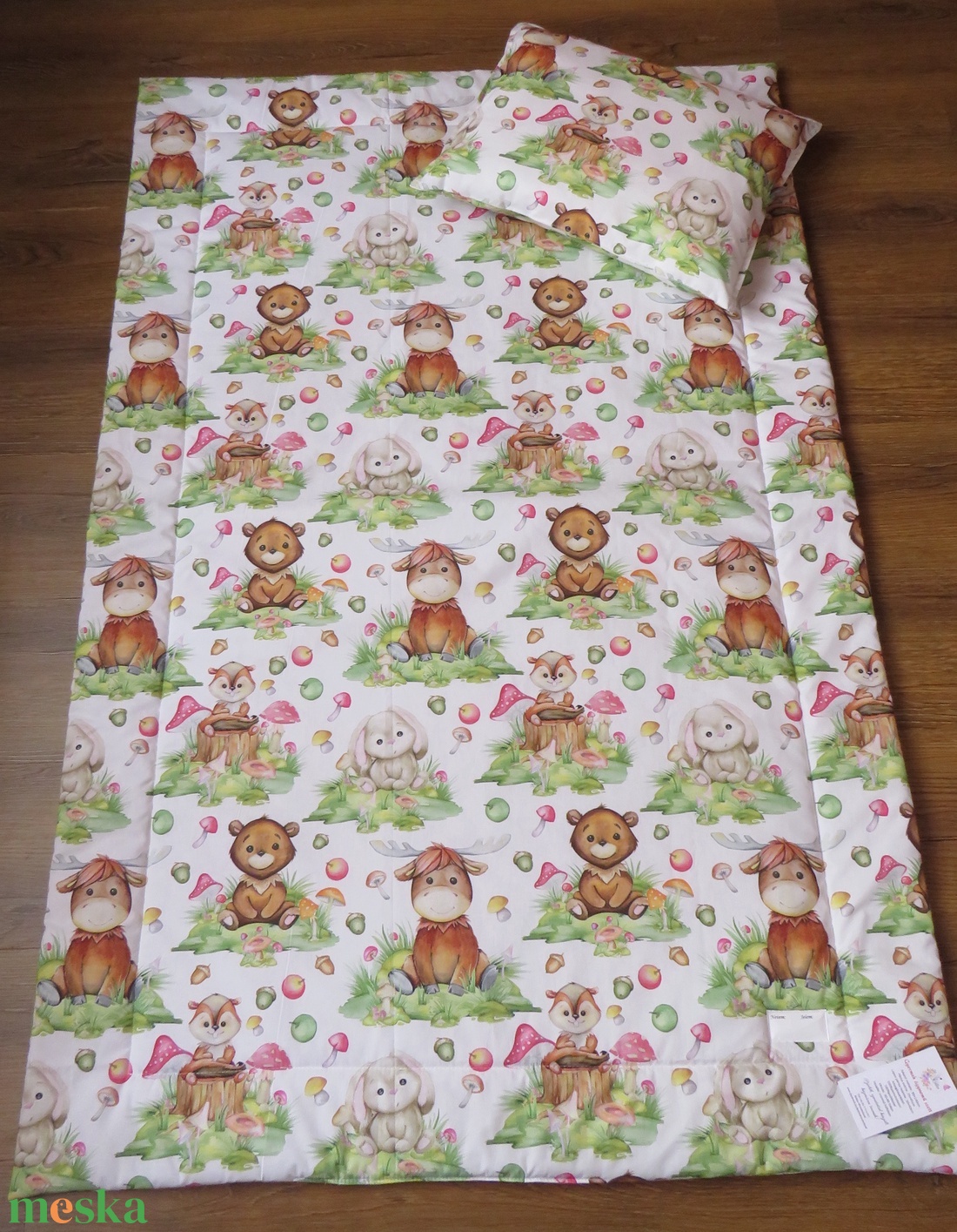 Ovis ágynemű kispárnával-színkavalkád erdei állatokkal - játék & sport - ovis felszerelés - ovis ágynemű - Meska.hu