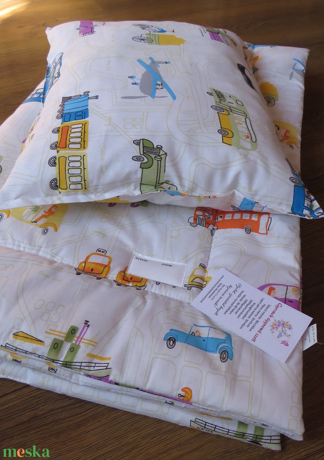 Ovis ágynemű kispárnával-színes járművek - játék & sport - ovis felszerelés - ovis ágynemű - Meska.hu