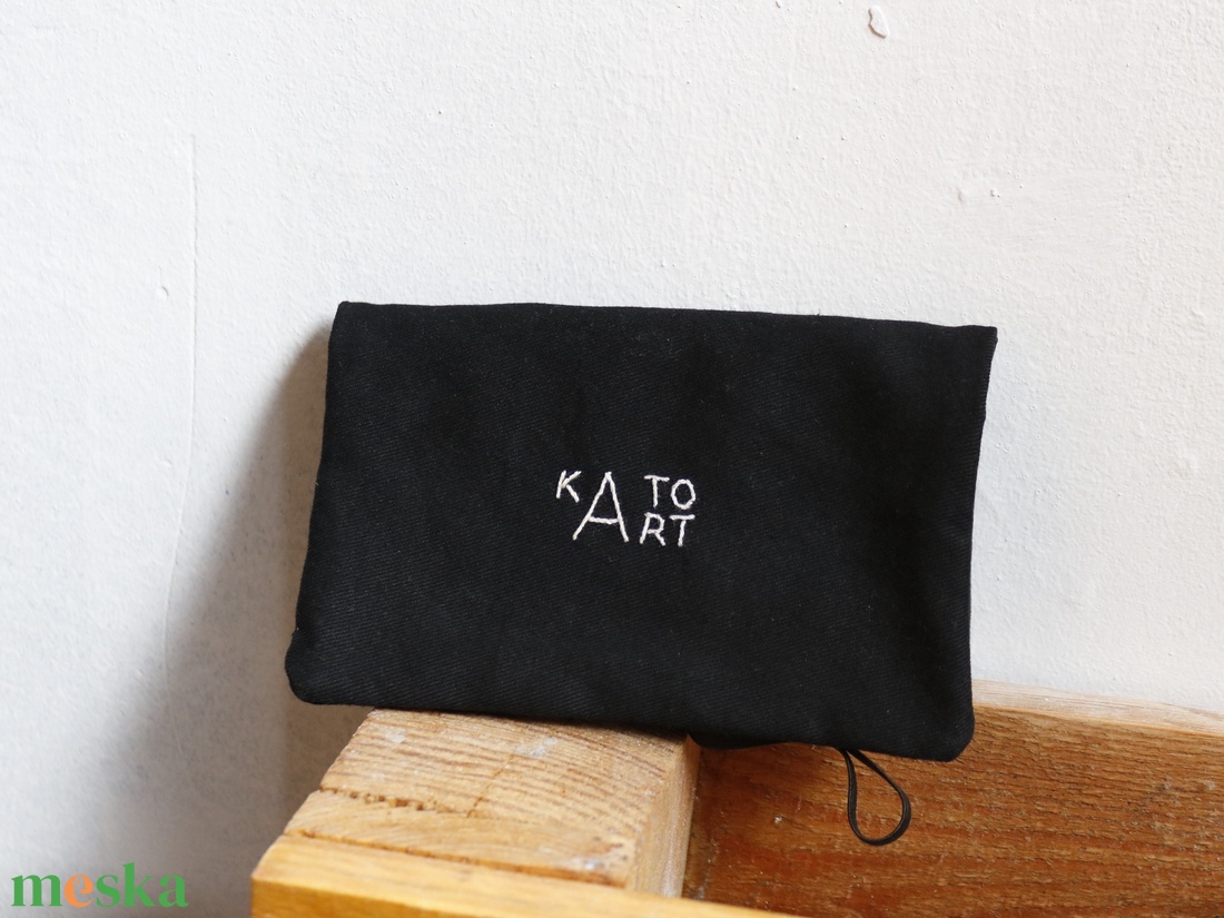 Dohánytartó (Kon) - táska & tok - pénztárca & más tok - dohánytasak & szütyő - Meska.hu