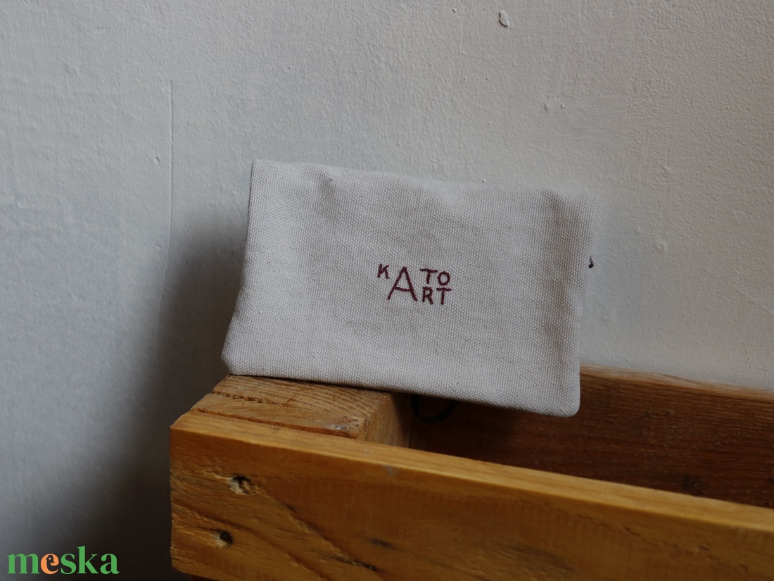 Dohánytartó (Sukuna) - táska & tok - pénztárca & más tok - dohánytasak & szütyő - Meska.hu