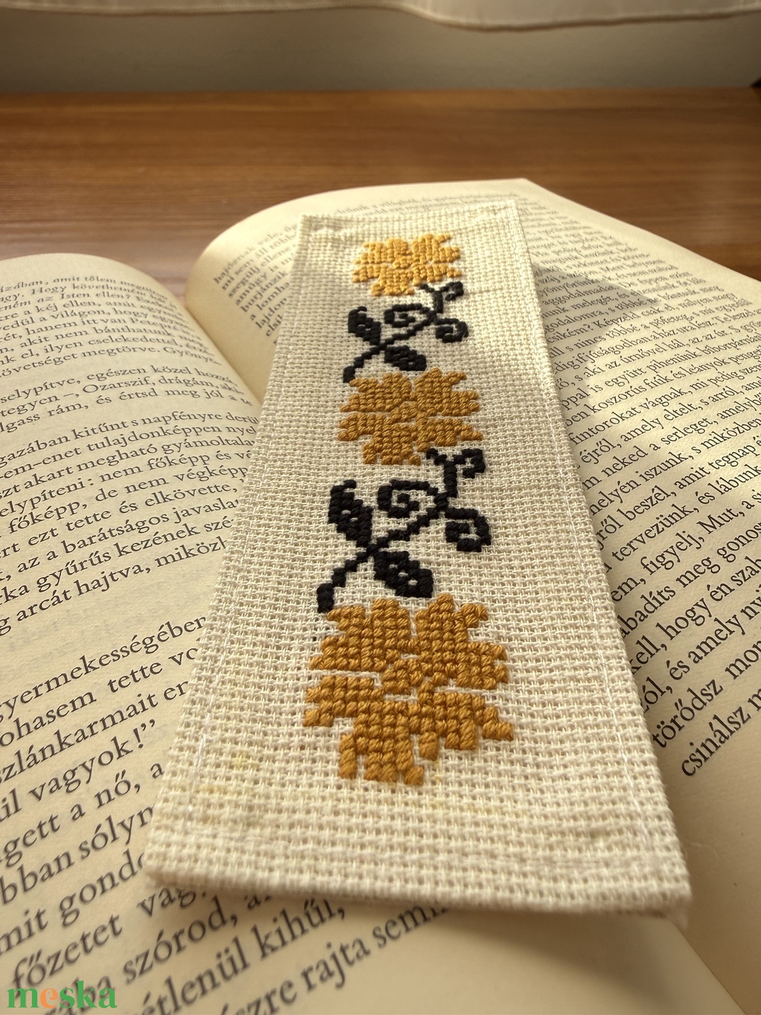 Könyvjelző - könyv & zene - könyvjelző - Meska.hu