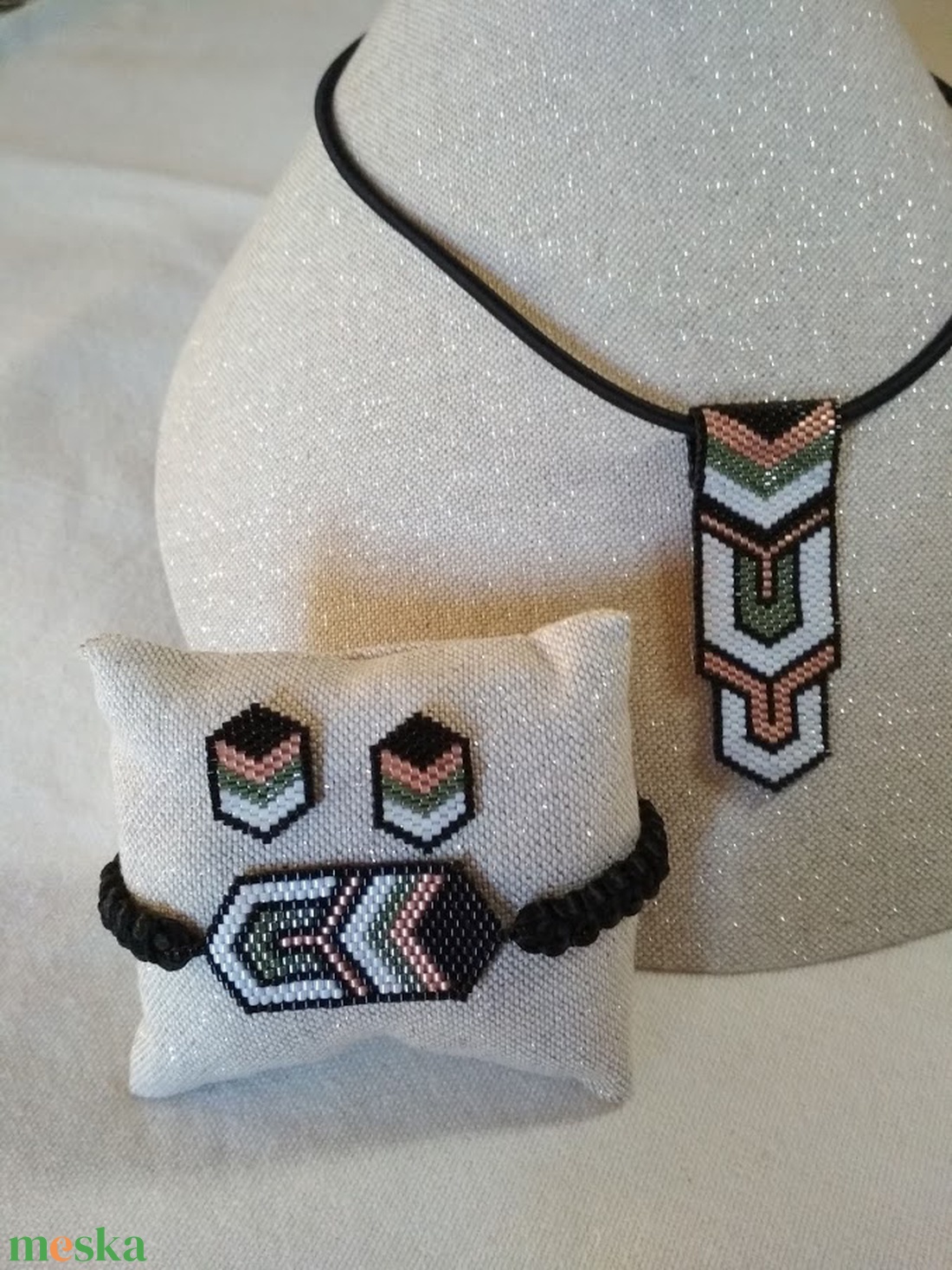 Egyiptomi hangulatú szett (nyakék, karkötő, fülbevaló) - ékszer - ékszerszett - Meska.hu