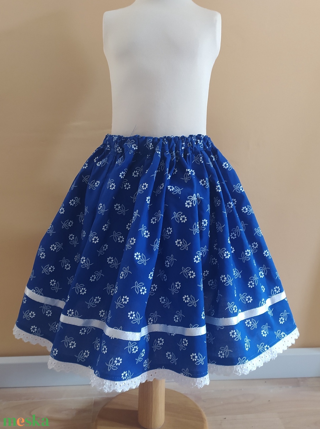 Kisgyermek néptánc szoknya 30 cm kékek - ruha & divat - babaruha & gyerekruha - szoknya - Meska.hu