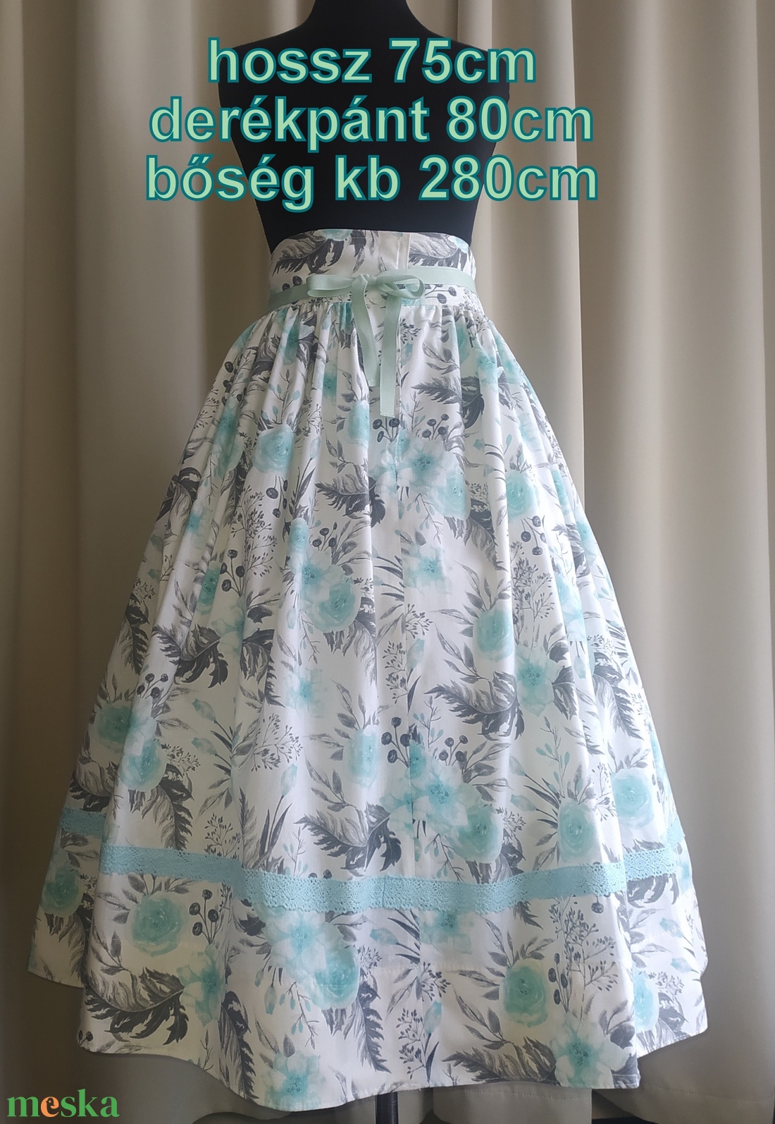 Néptánc szoknya, 2 szél bőség, 75 cm világos kék - ruha & divat - női ruha - szoknya - Meska.hu