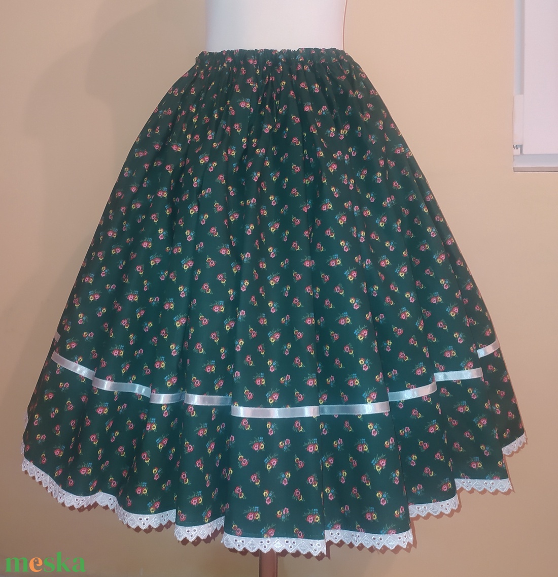 Gyermek néptánc szoknya 40 cm vegyes színek - ruha & divat - babaruha & gyerekruha - szoknya - Meska.hu