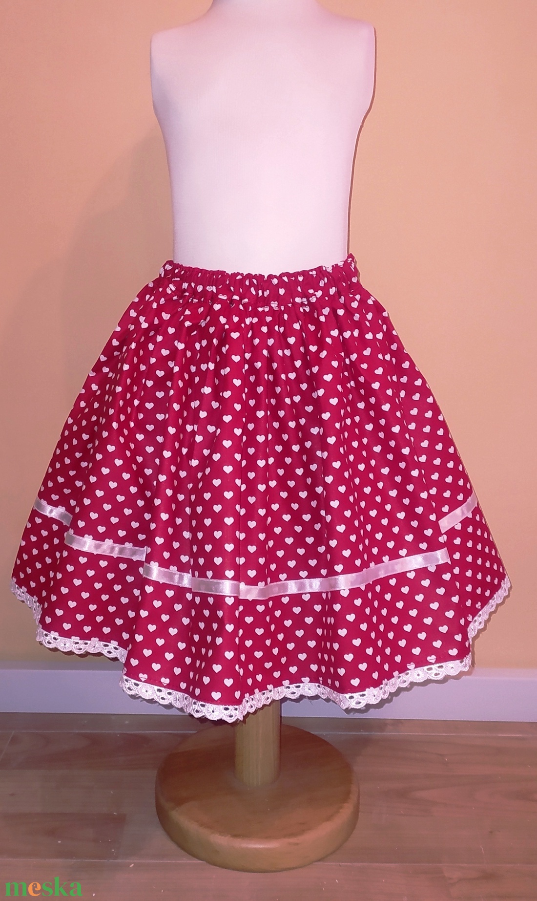 Kisgyermek néptánc szoknya 30 cm piros - ruha & divat - babaruha & gyerekruha - szoknya - Meska.hu Kisgyermek néptánc szoknya 30 cm piros - ruha & divat - babaruha & gyerekruha - szoknya - Meska.hu
