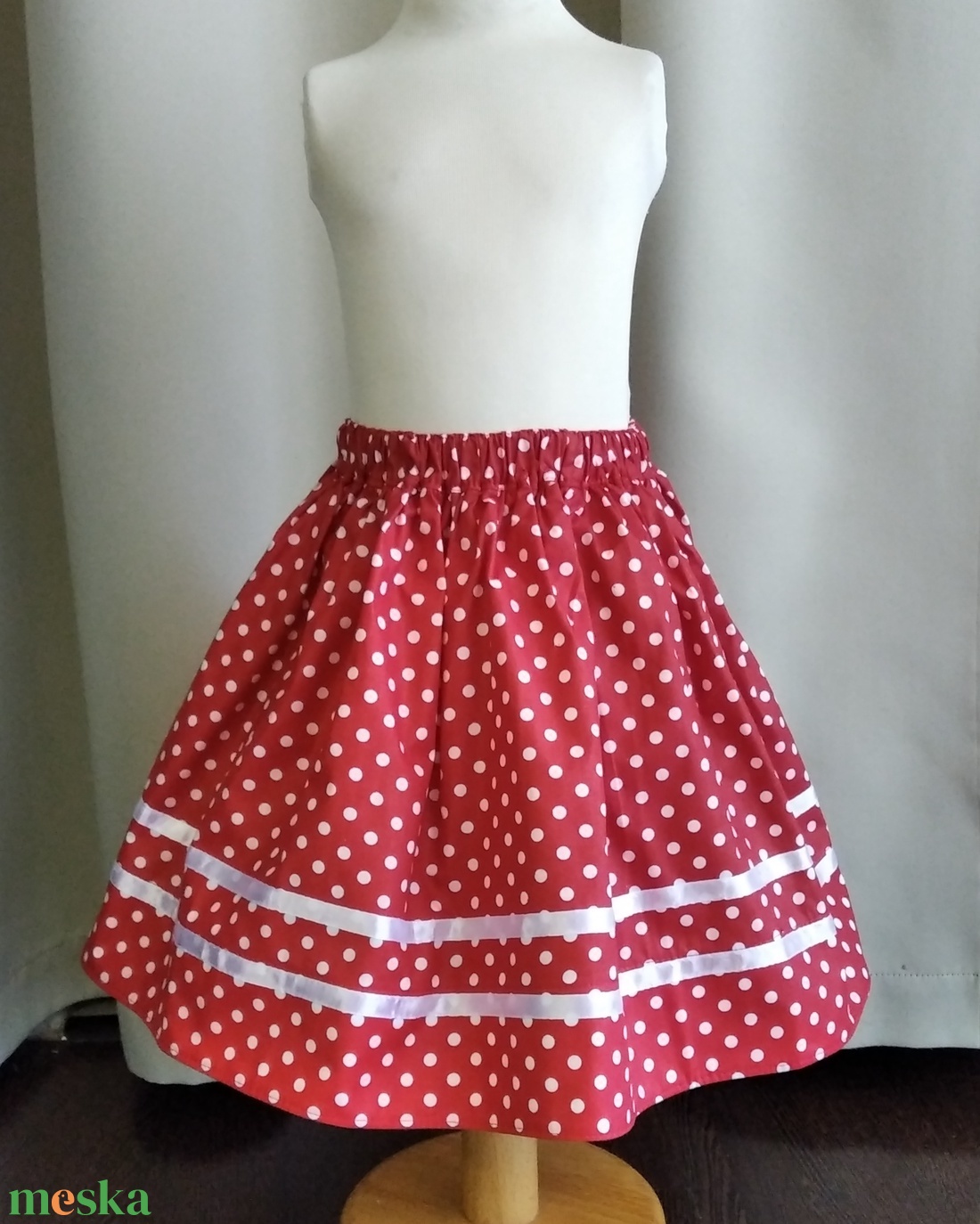Kisgyermek néptánc szoknya 30 cm piros - ruha & divat - babaruha & gyerekruha - szoknya - Meska.hu Kisgyermek néptánc szoknya 30 cm piros - ruha & divat - babaruha & gyerekruha - szoknya - Meska.hu