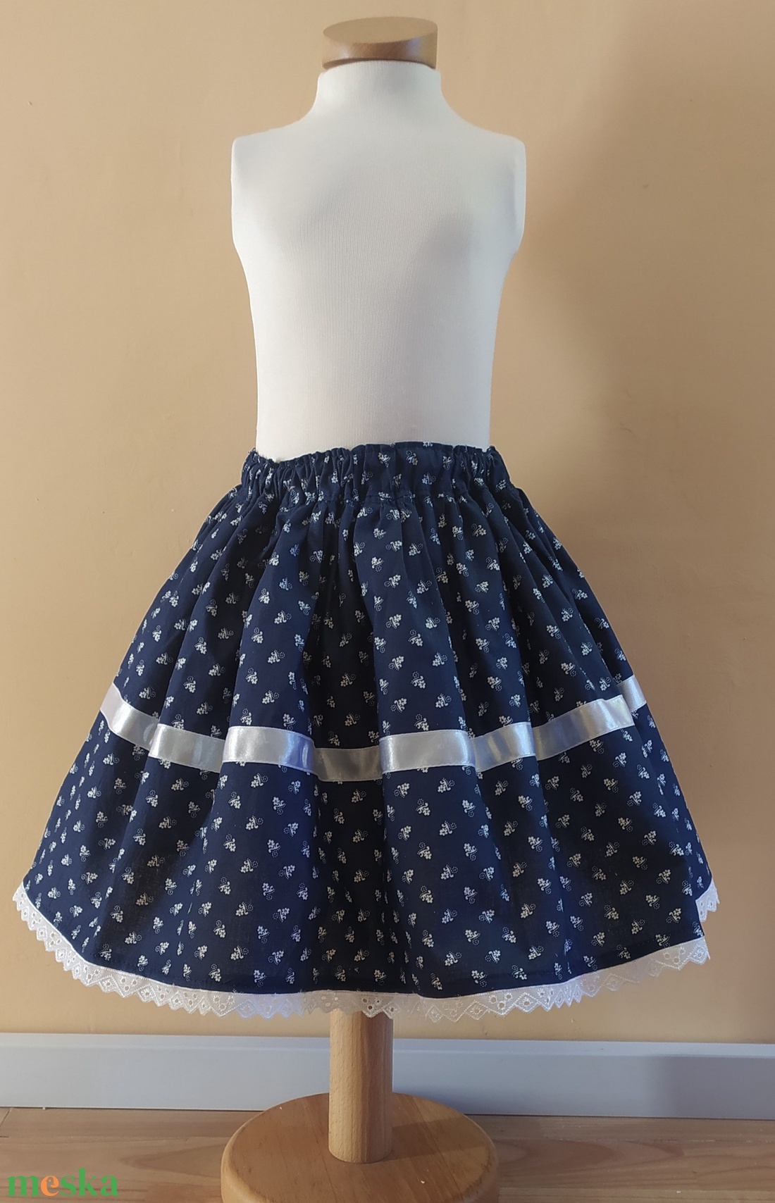 Kisgyermek néptánc szoknya 30 cm kékek - ruha & divat - gyerekruha - szoknya - Meska.hu