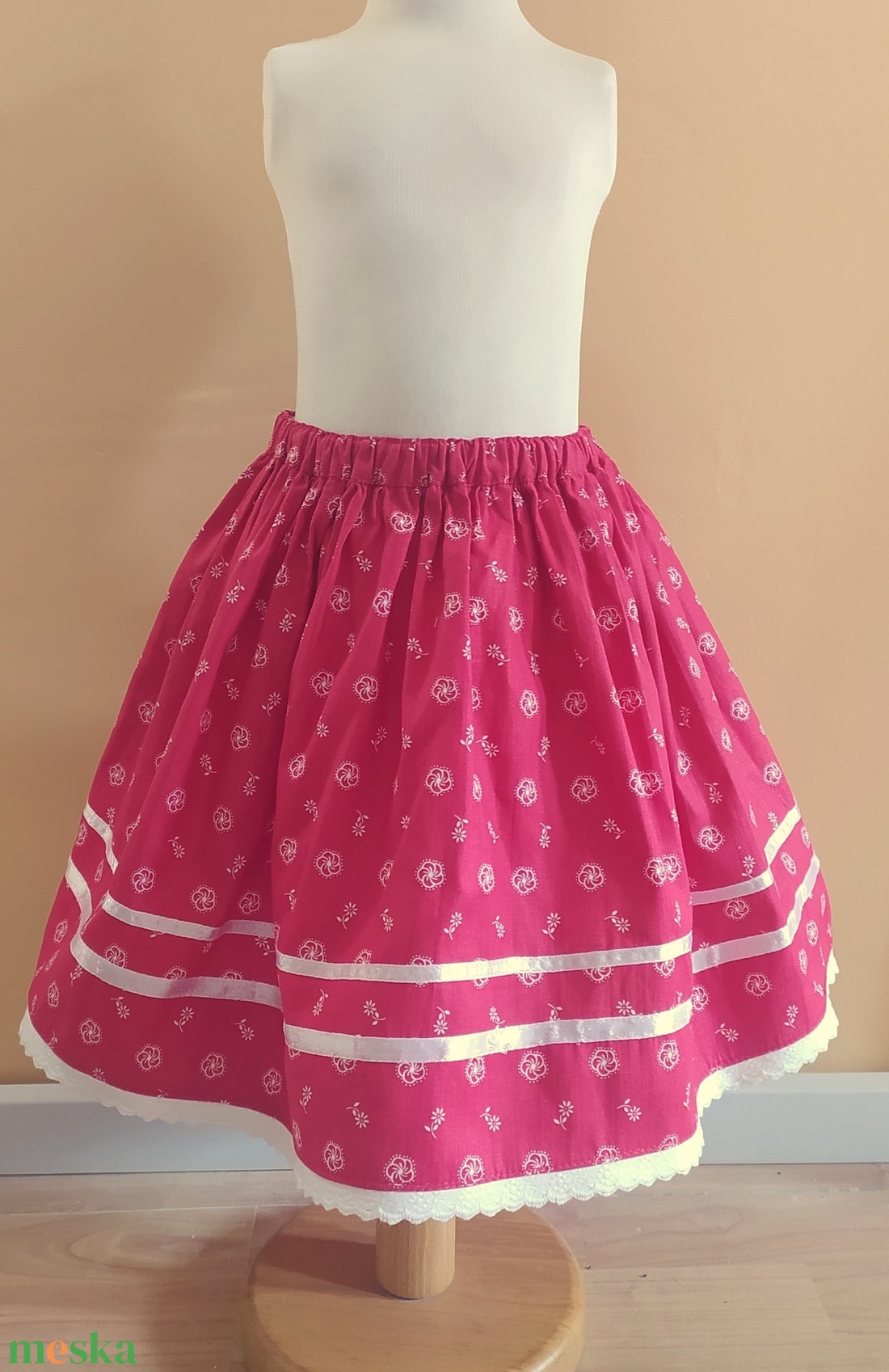 Kisgyermek néptánc szoknya 30 cm pirosak  - ruha & divat - gyerekruha - szoknya - Meska.hu