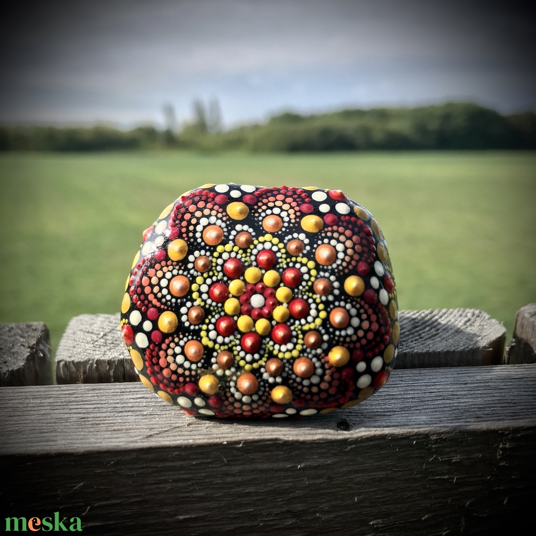 2 Mesés pontozott mandala kő: a Természet ajándéka, meditációs kiegészítő, mandala lakásdekoráció - otthon & életmód - dekoráció - spiritualitás - mandala - Meska.hu