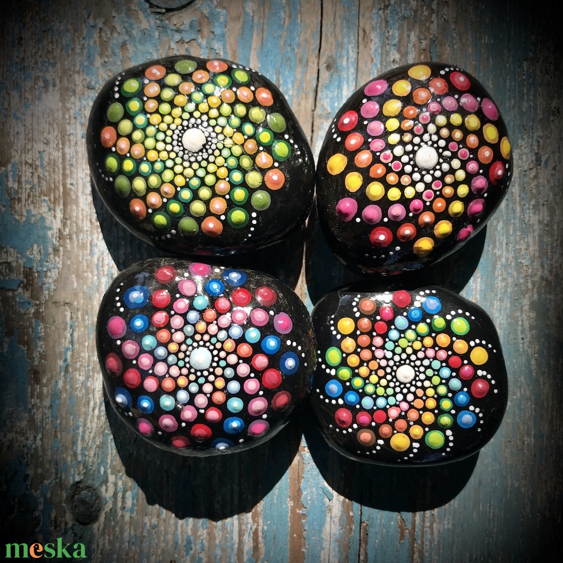 Pontozott meditációs mandala kövek: az Élet körforgása - otthon & életmód - dekoráció - asztal és polc dekoráció - kavics & kő - Meska.hu