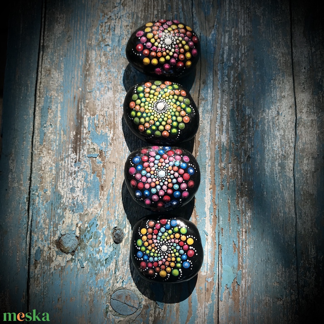 Pontozott meditációs mandala kövek: az Élet körforgása - otthon & életmód - dekoráció - asztal és polc dekoráció - kavics & kő - Meska.hu