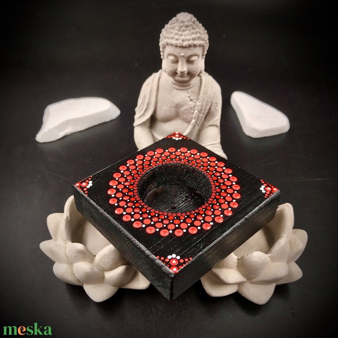 Meseszép piros pontozott mandala mécsestartó: Szerelembe zárva - otthon & életmód - dekoráció - spiritualitás - mandala - Meska.hu