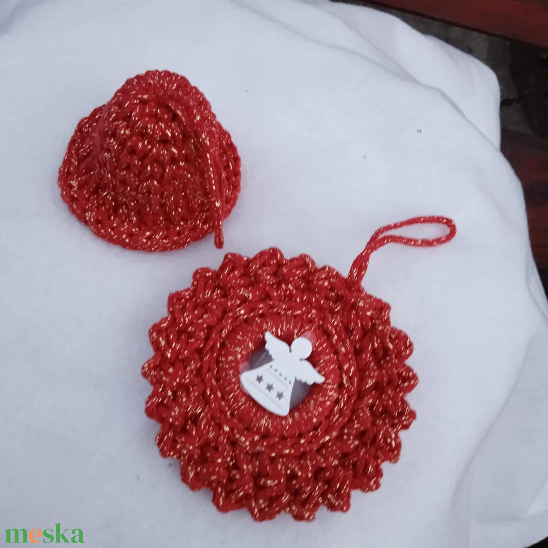 Piros-arany horgolt karácsonyfa dísz  - karácsony - karácsonyi lakásdekoráció - karácsonyfadíszek - Meska.hu