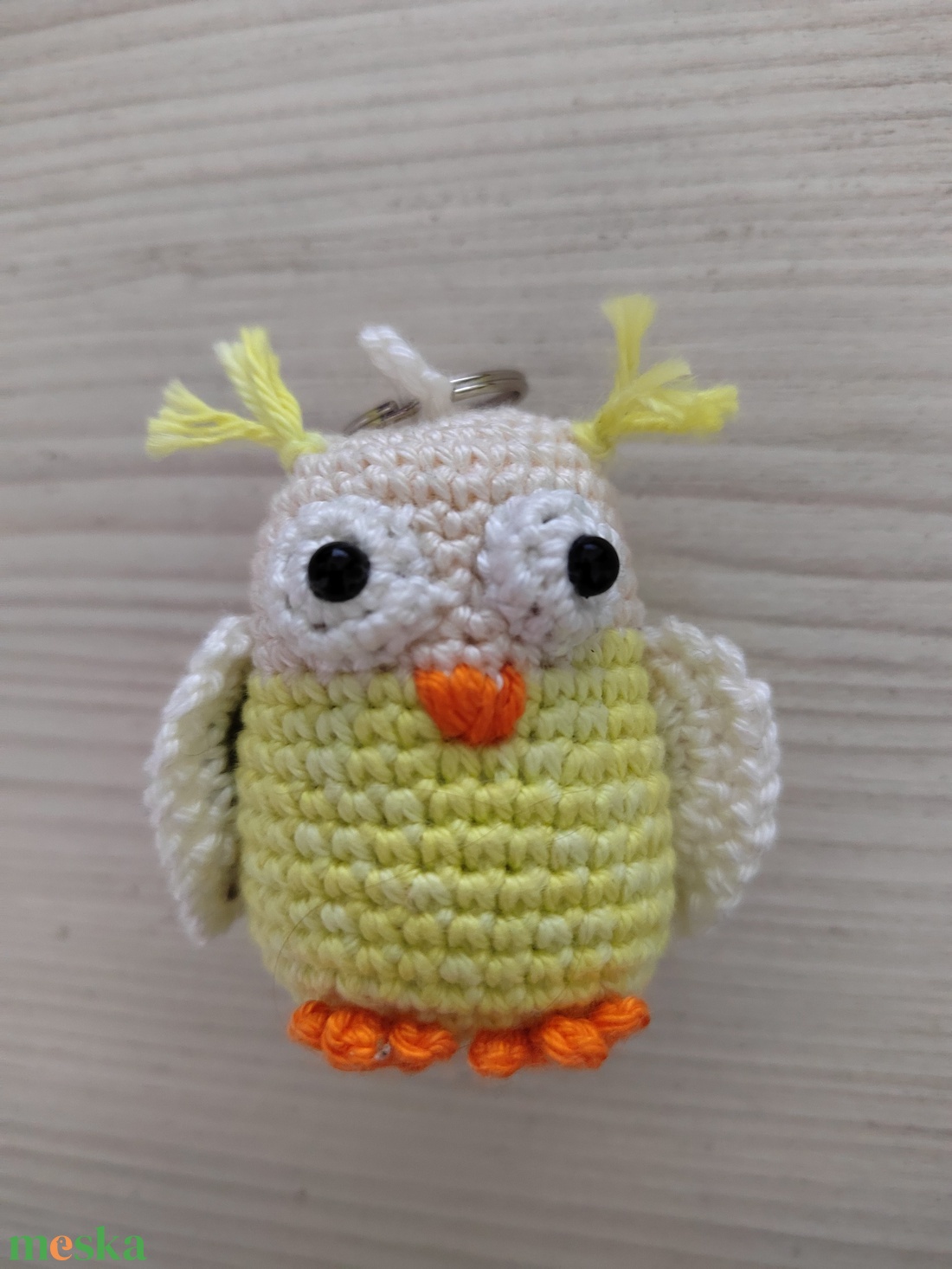 Színes horgolt madár - táska & tok - kulcstartó & táskadísz - kulcstartó - Meska.hu