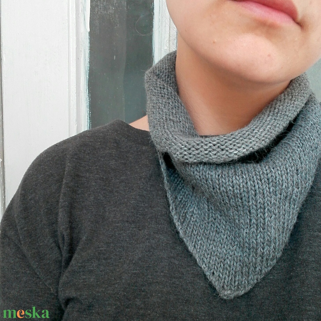 Szürke kis kendő - ruha & divat - sál, sapka, kendő - kendő - Meska.hu