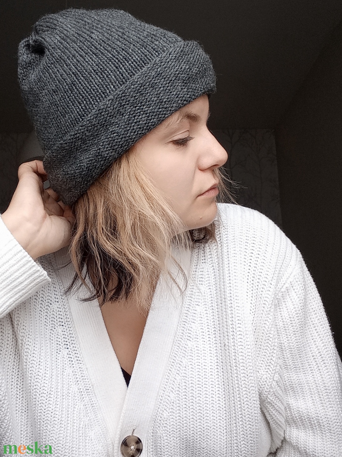 Kötött vizesbetonszín sapka - ruha & divat - sál, sapka, kendő - sapka - Meska.hu