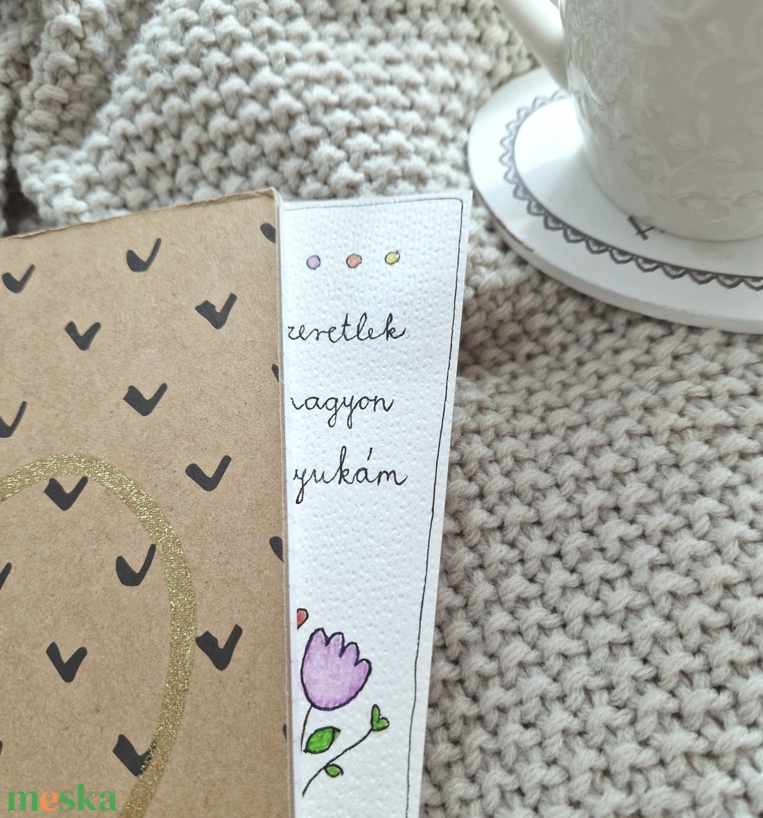 Akvarell könyvjelző - Szeretlek nagyon Anyukám felirattal, lila, sárga tulipánnal - könyv & zene - könyvjelző - Meska.hu