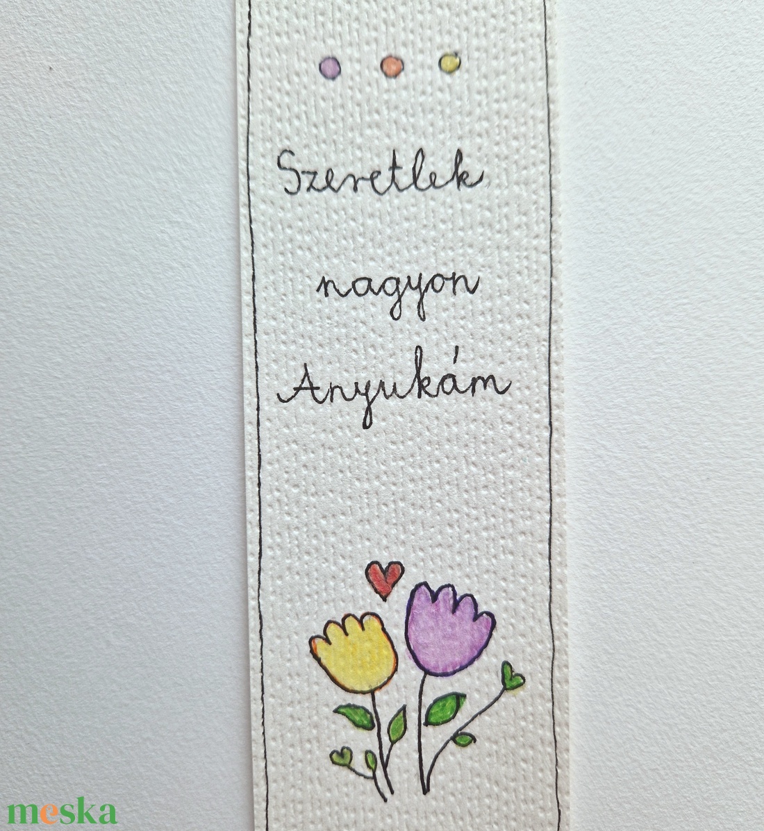 Akvarell könyvjelző - Szeretlek nagyon Anyukám felirattal, lila, sárga tulipánnal - könyv & zene - könyvjelző - Meska.hu
