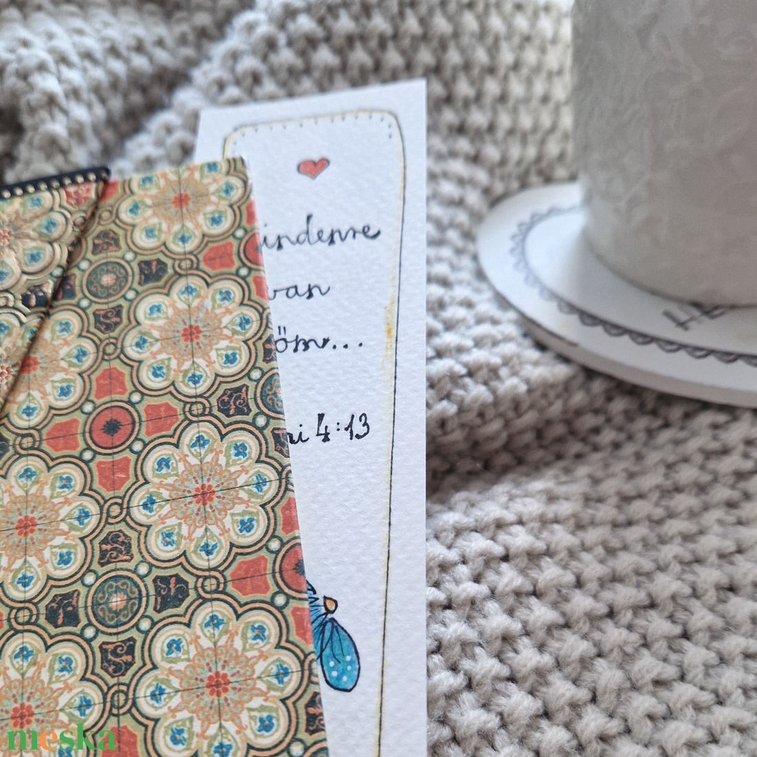 Akvarell könyvjelző - Mindenre van erőm... bibliai felirattal, kék virággal - könyv & zene - könyvjelző - Meska.hu