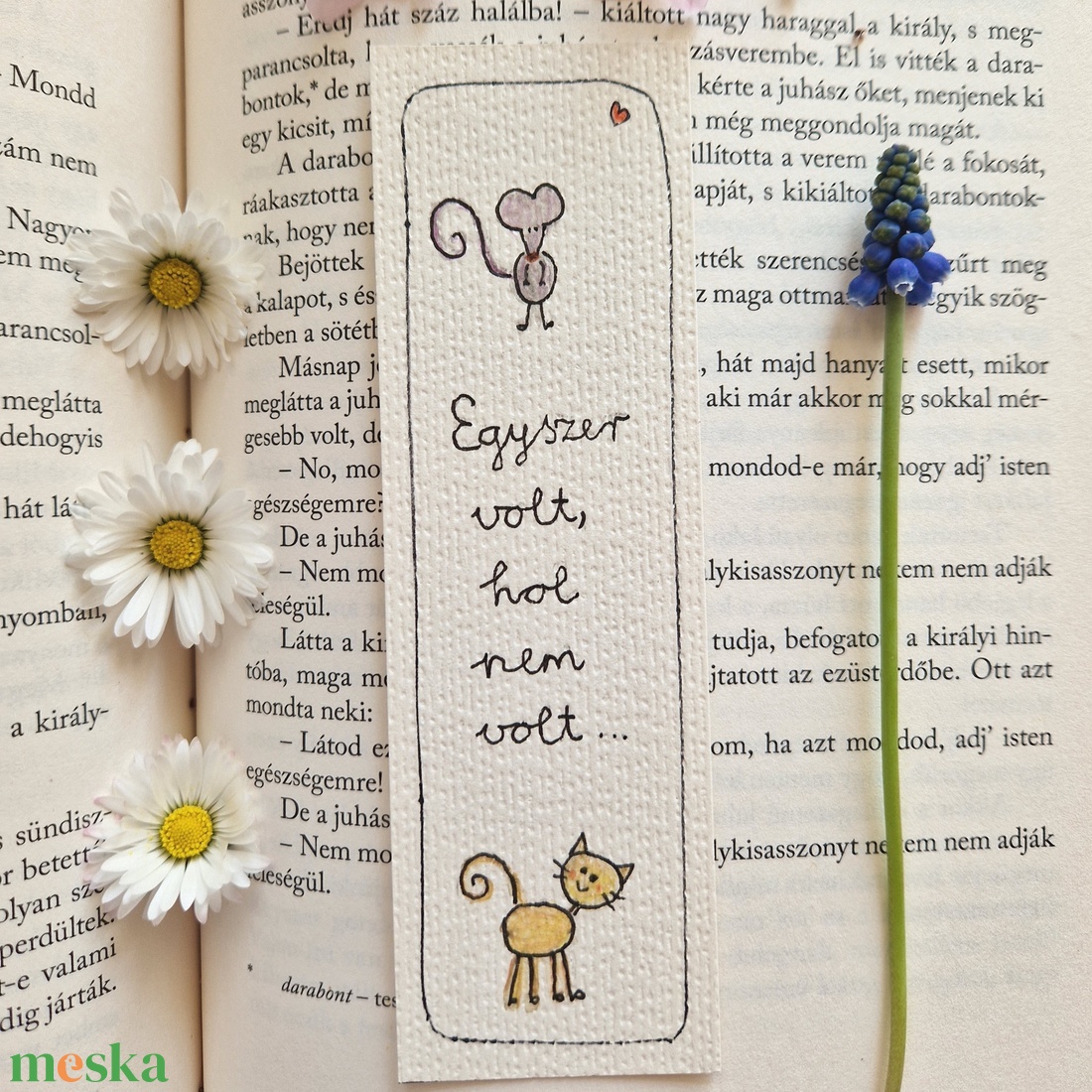 Akvarell könyvjelző - Egyszer volt, hol nem volt... felirattal, cica, egér motívummal - könyv & zene - könyvjelző - Meska.hu