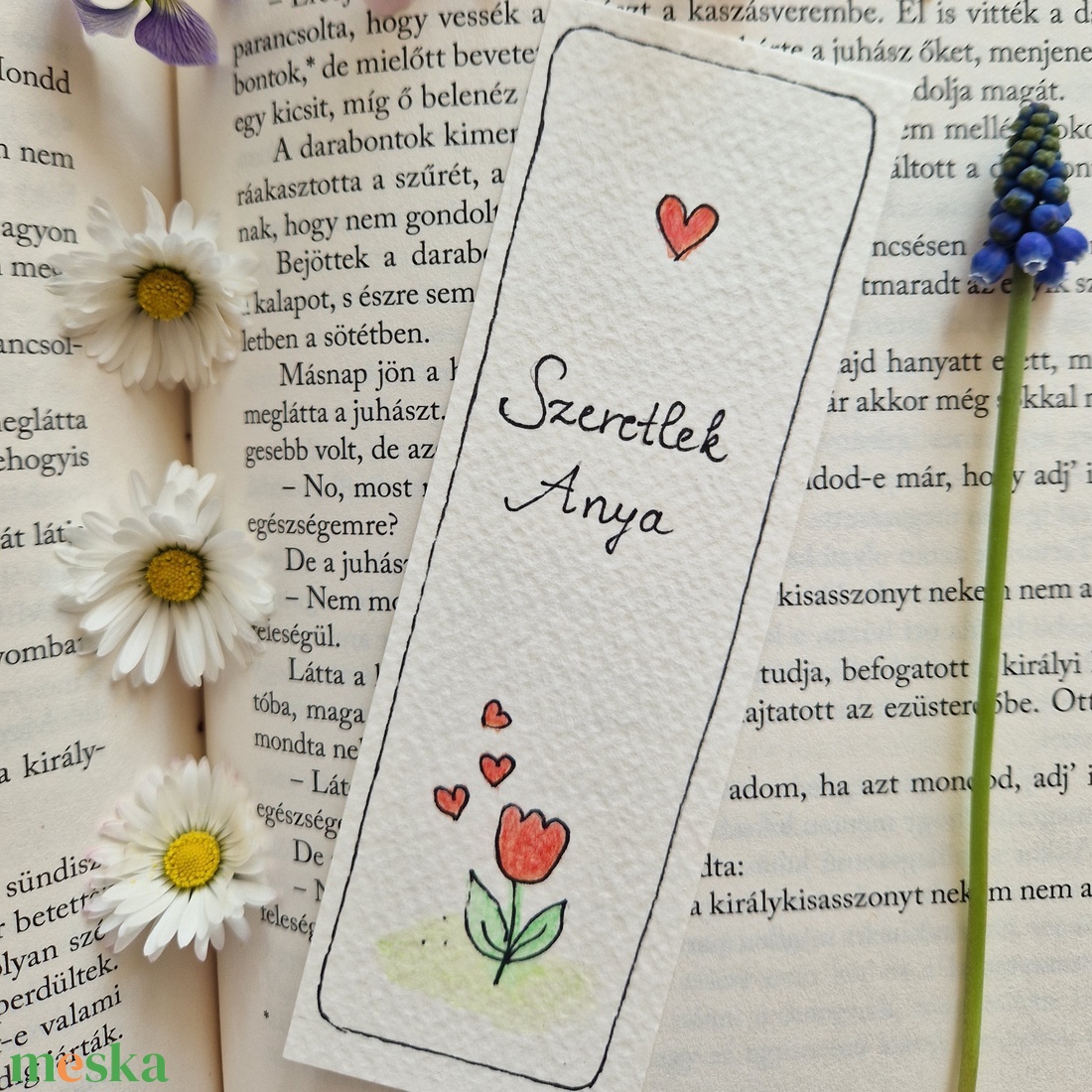 Anyák napi akvarell könyvjelző - Szeretlek Anya felirattal, piros tulipánnal, szív motívumokkal - könyv & zene - könyvjelző - Meska.hu