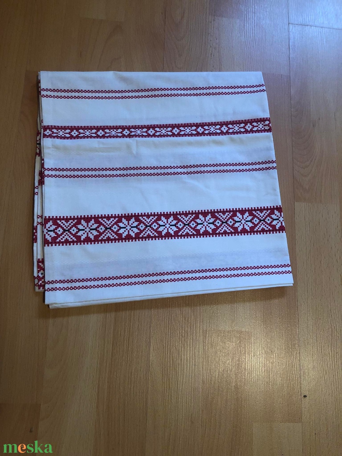 Asztalterítő szőttes hatású 140x130 cm - otthon & életmód - konyhafelszerelés, tálalás - konyhai textil - konyharuha & törlőkendő - Meska.hu Asztalterítő szőttes hatású 140x130 cm - otthon & életmód - konyhafelszerelés, tálalás - konyhai textil - konyharuha & törlőkendő - Meska.hu