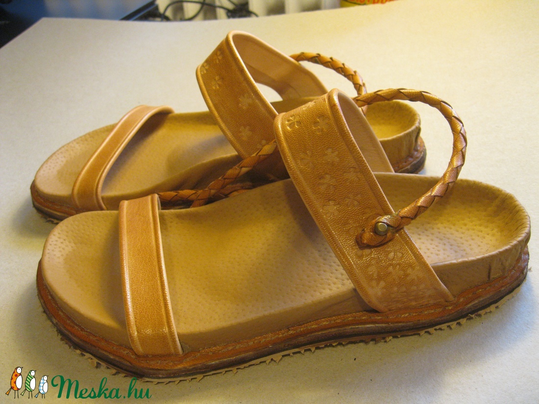 Birkenstock betéttel készült bőr szandál -  - Meska.hu