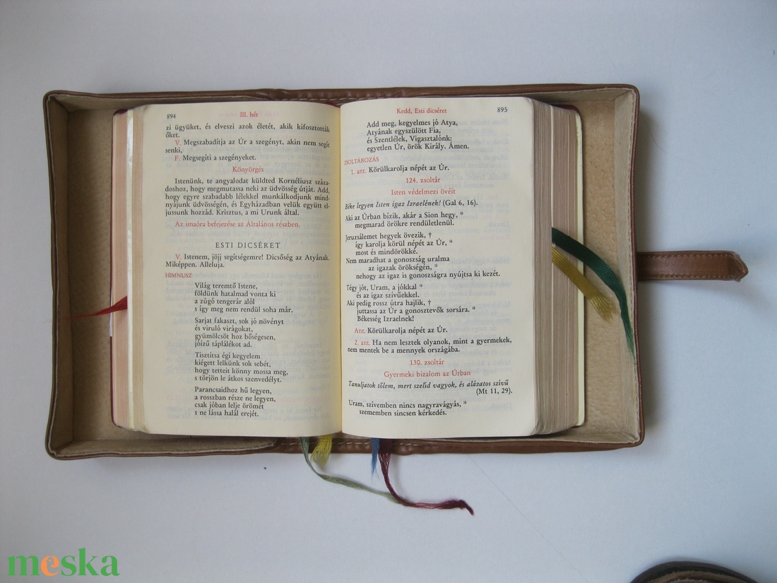 Bibliatok monogrammal és kereszttel - táska & tok - pénztárca & más tok - telefontok - Meska.hu Bibliatok monogrammal és kereszttel - táska & tok - pénztárca & más tok - telefontok - Meska.hu
