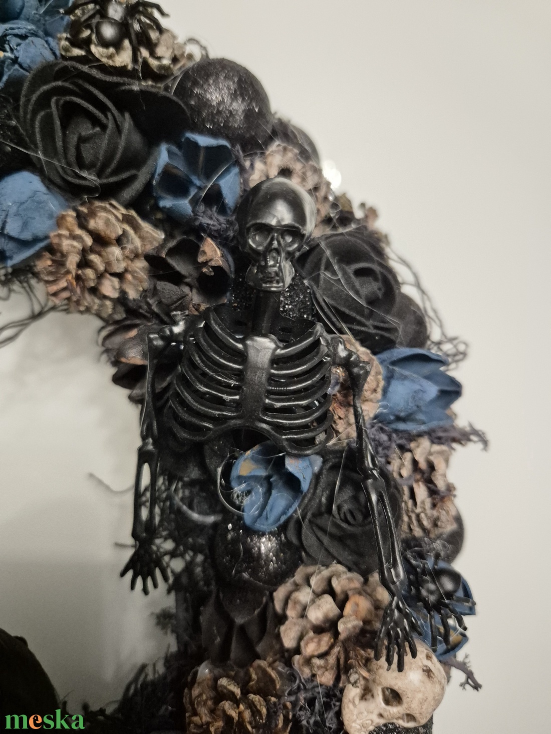 Halloween ajtódísz fekete hollóval - otthon & életmód - dekoráció - halloween - halloweeni ajtódíszek és ablakdíszek - Meska.hu Halloween ajtódísz fekete hollóval - otthon & életmód - dekoráció - halloween - halloweeni ajtódíszek és ablakdíszek - Meska.hu