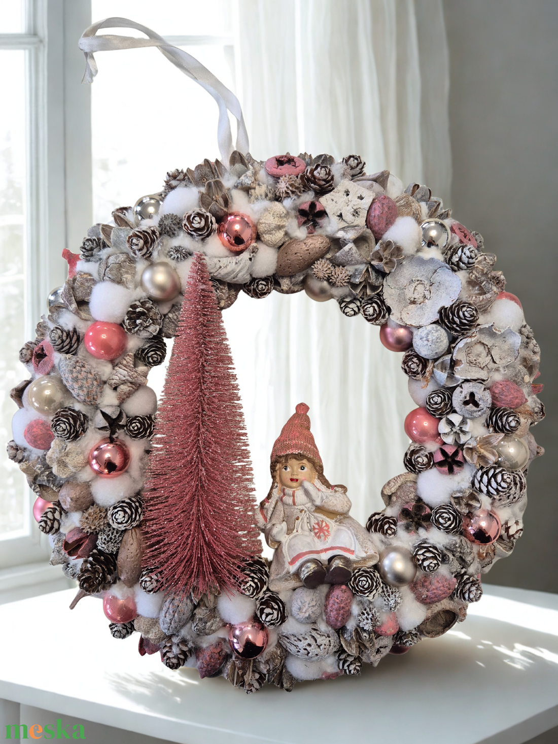 Rózsaarany Téli Tündér ajtódísz - karácsony - karácsonyi lakásdekoráció - karácsonyi ajtódíszek - Meska.hu