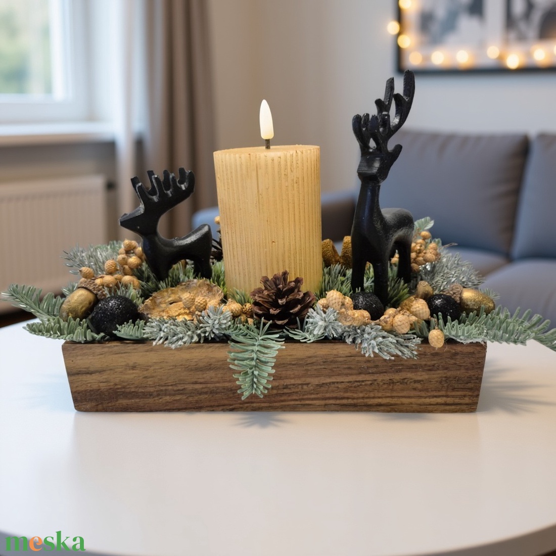 Fekete-arany téli szarvas asztaldísz � természetes, kézműves karácsonyi dekoráció led gyertyával - karácsony - adventi díszek - adventi asztaldísz - Meska.hu