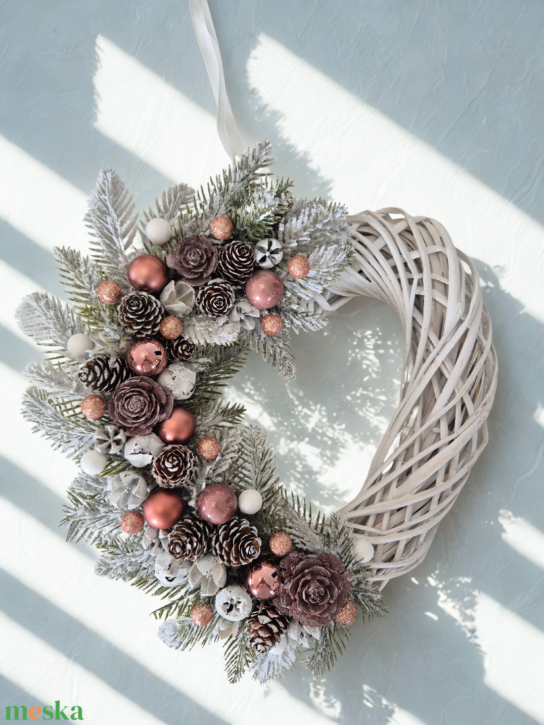 Szív alakú karácsonyi ajtódísz  - karácsony - karácsonyi lakásdekoráció - karácsonyi ajtódíszek - Meska.hu