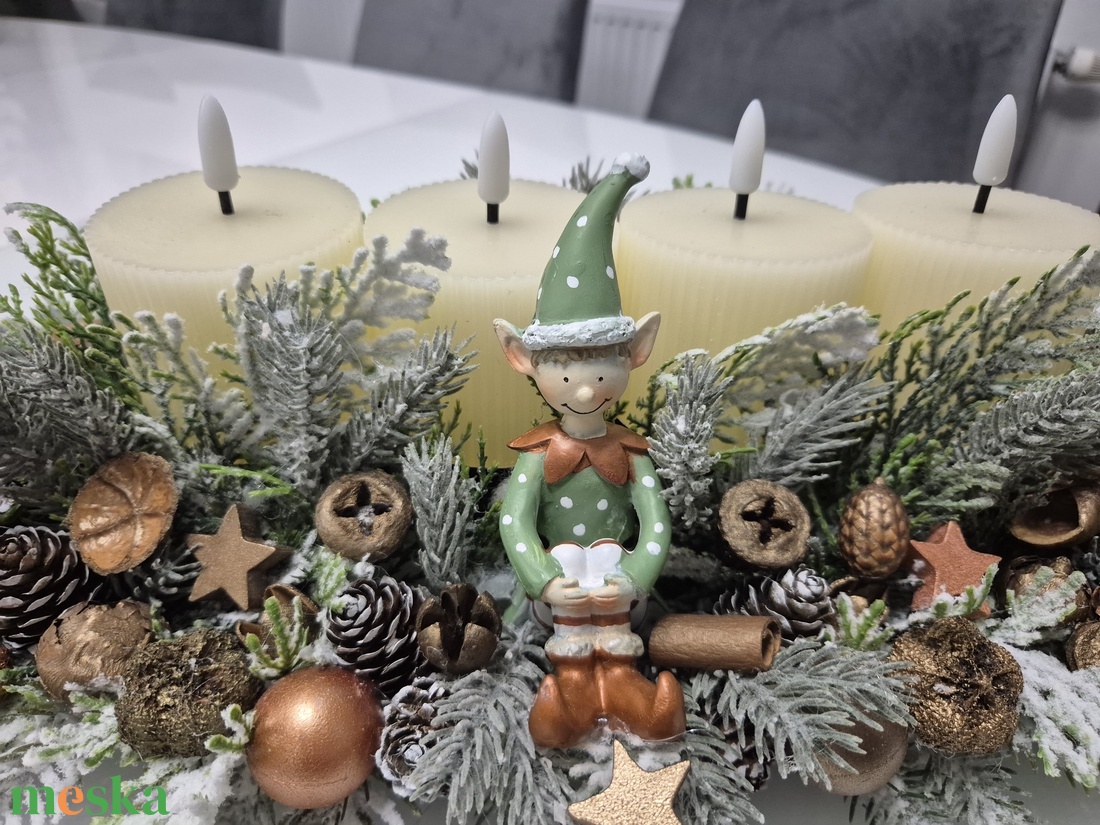 Kendekor nagyméretű adventi LED gyertyás asztaldísz  kézzel festett termésekkel, havas zöldekkel - karácsony - adventi díszek - adventi asztaldísz - Meska.hu
