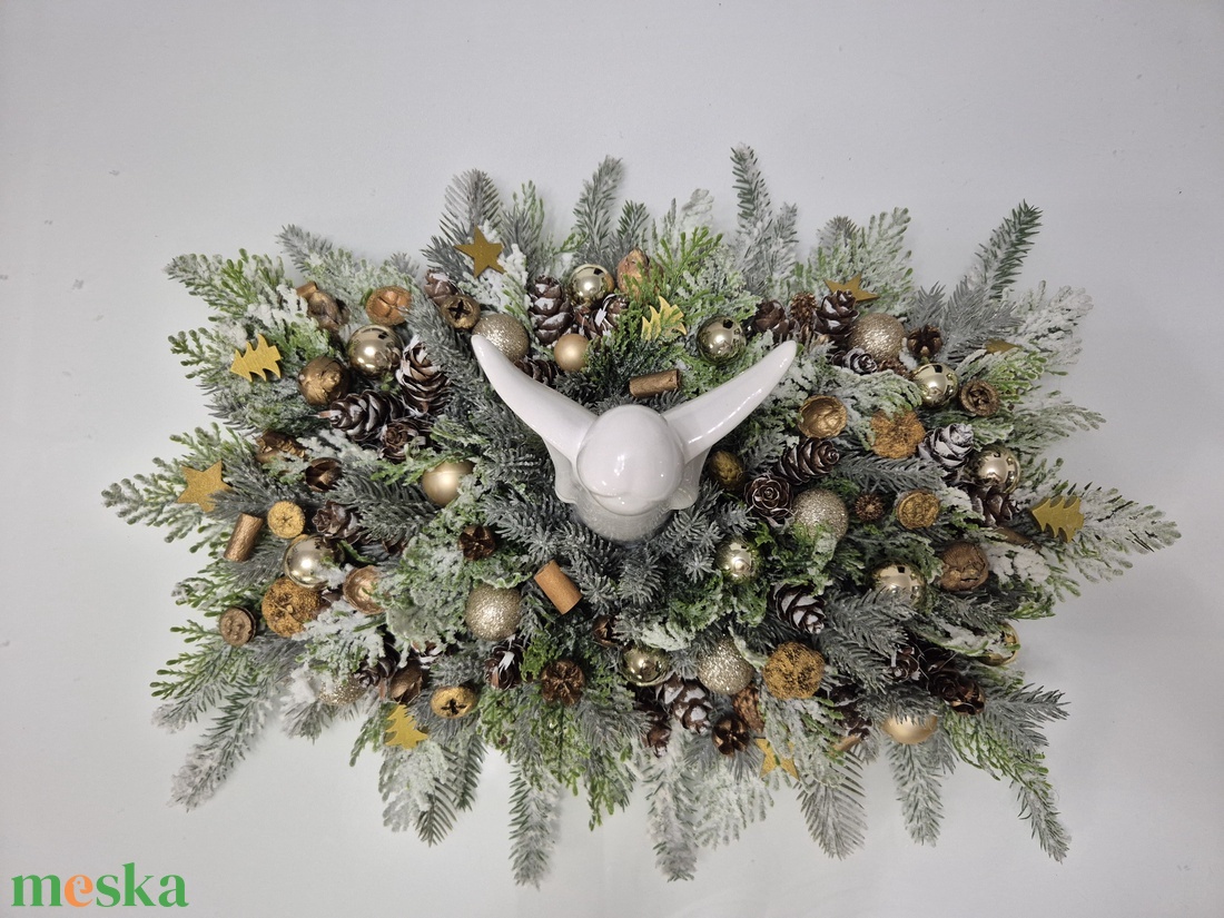 Kendekor nagyméretű adventi asztaldísz � kézzel festett termésekkel, havas zöldekkel - karácsony - adventi díszek - adventi asztaldísz - Meska.hu