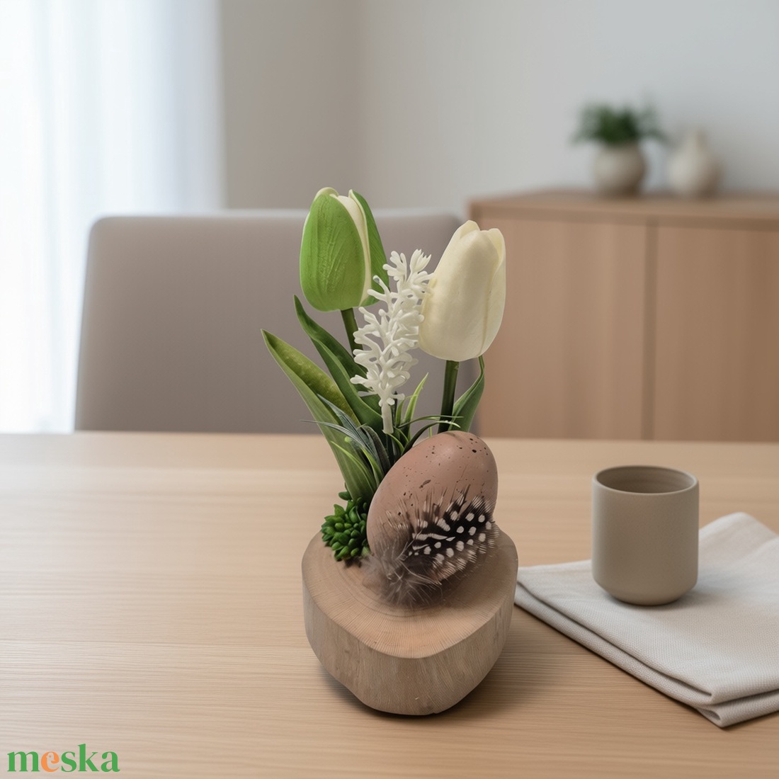 Tavaszi asztaldísz tojással és tulipánnal - otthon & életmód - virágdekoráció - virágdíszek - asztali virágdísz - Meska.hu