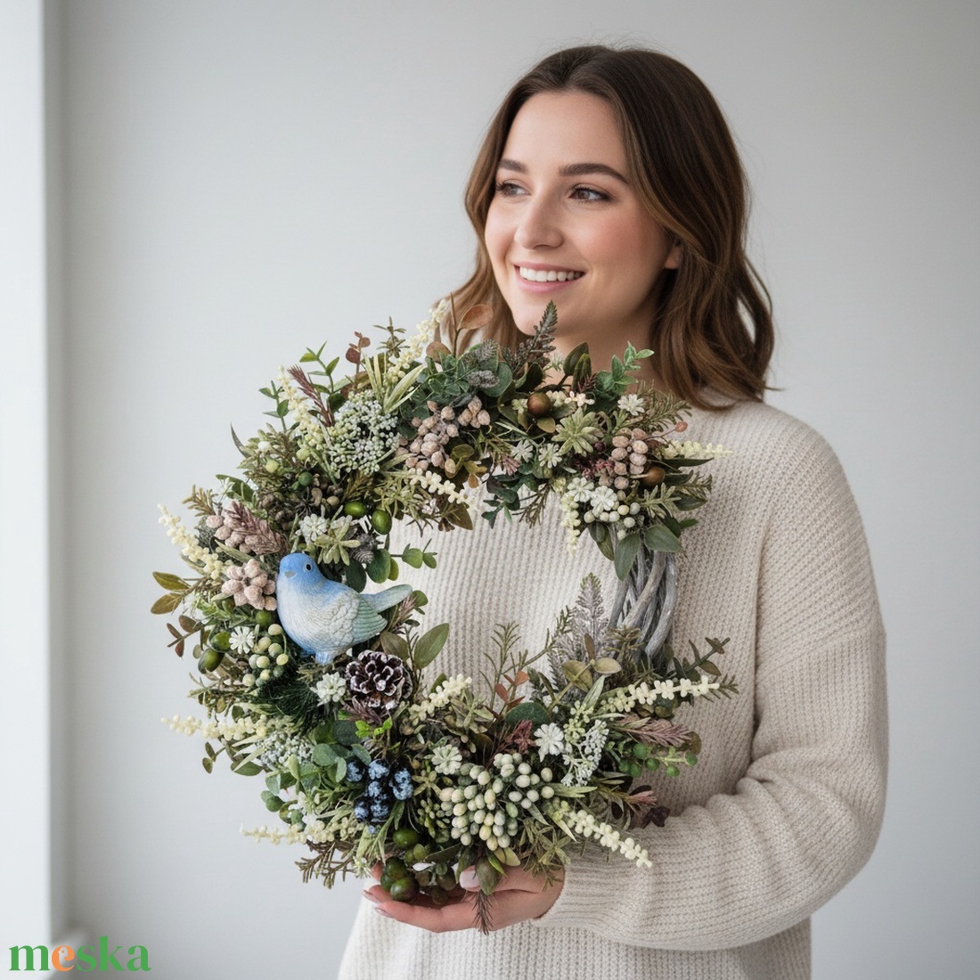 Természetes hatású virágos ajtódísz / koszorú madárfigurával � nyugodt, erdei hangulat - otthon & életmód - dekoráció - ajtó- és ablak dekoráció - ajtódísz & kopogtató - Meska.hu