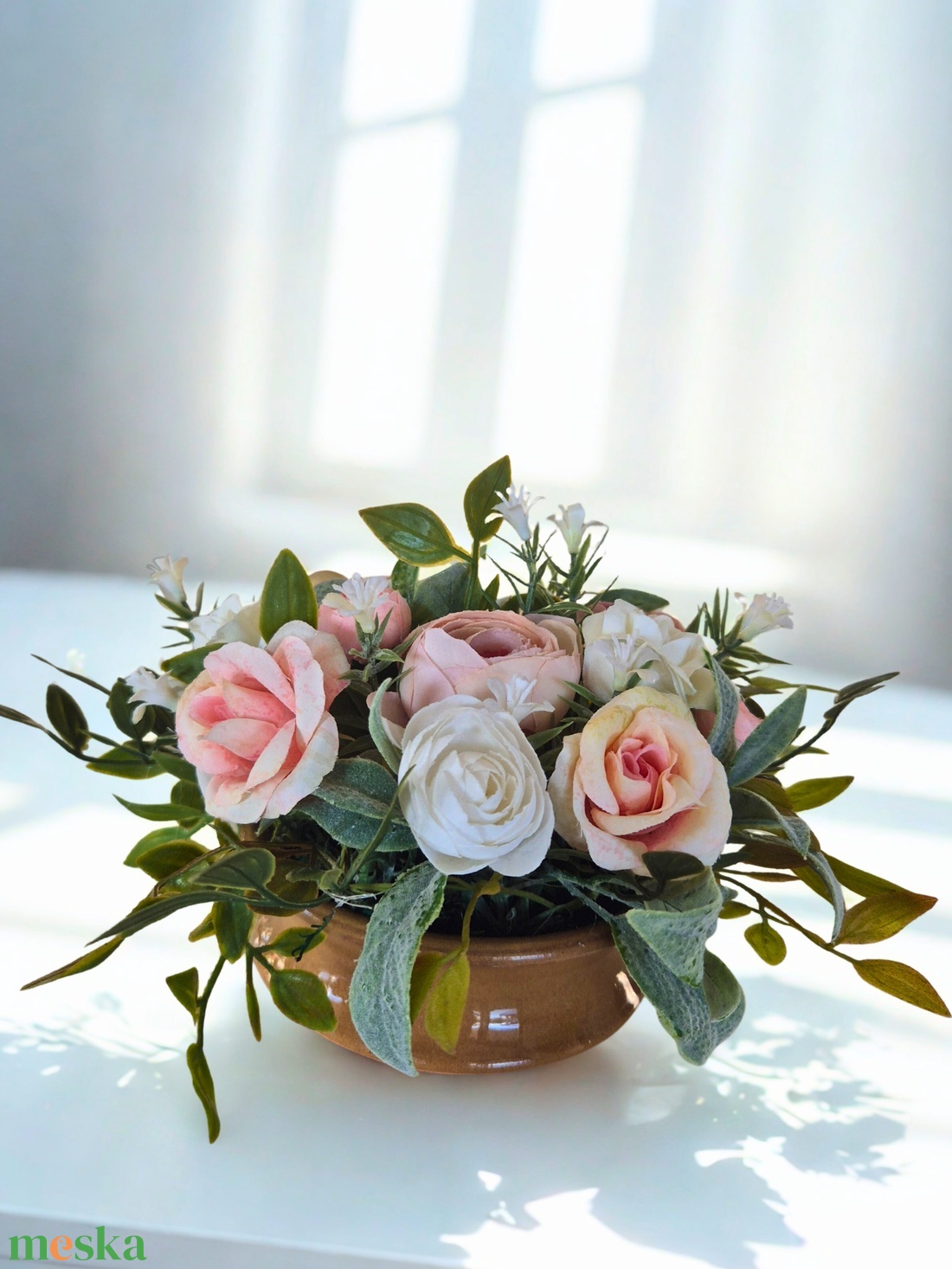 Romantikus pasztell virágos asztaldísz � elegáns, gondozásmentes dekoráció - otthon & életmód - dekoráció - asztal és polc dekoráció - asztaldísz - Meska.hu